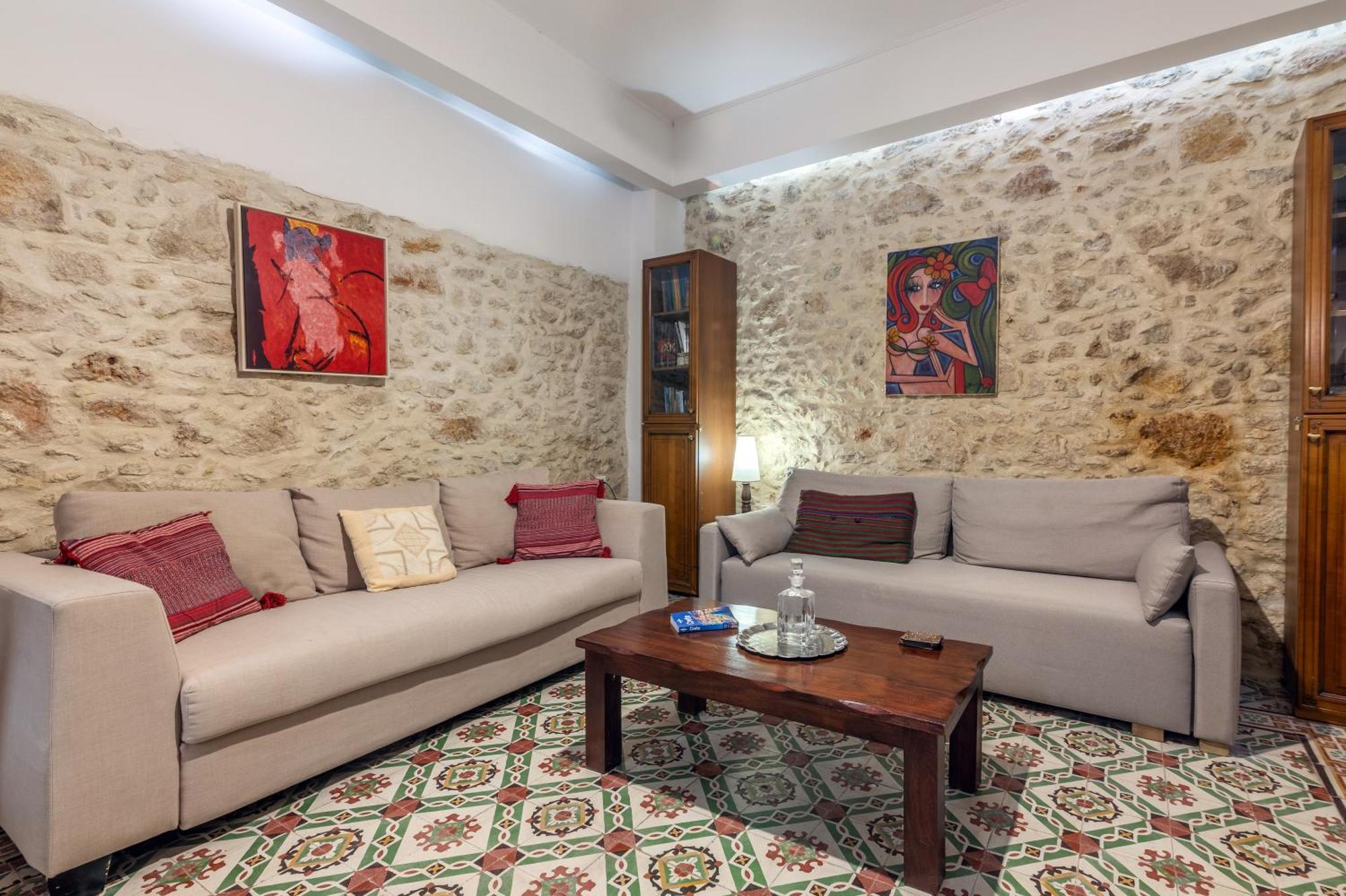 Malama's Maisonette At The Historic Center Appartement
